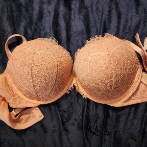 Victoria's Secret Dream Angels Push-Up 38C NWOT rhinestone